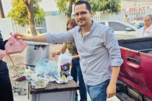 Entregan 120 desayunos a brigadas de vacunación contra el sarampión en Apatzingán