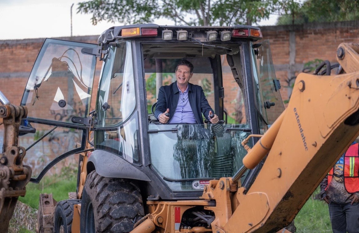Arranca Alfonso Martínez Alcázar construcción del Centro Cultural y de Convenciones de Morelia
